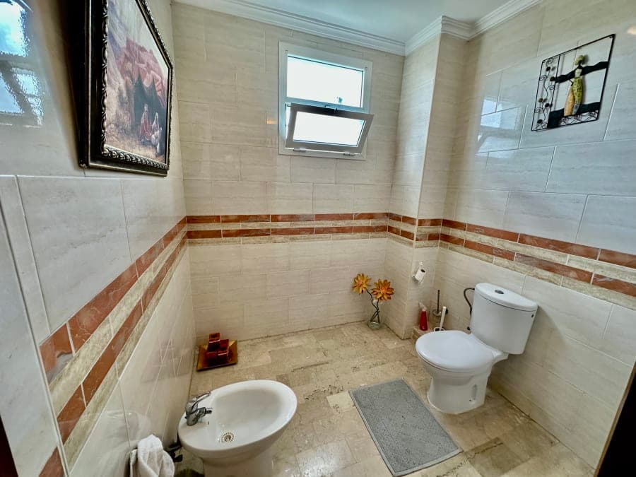 Villa 5 chambres avec jardin et terrasse à vendre à Tamaris, Dar Bouazza — photo 20