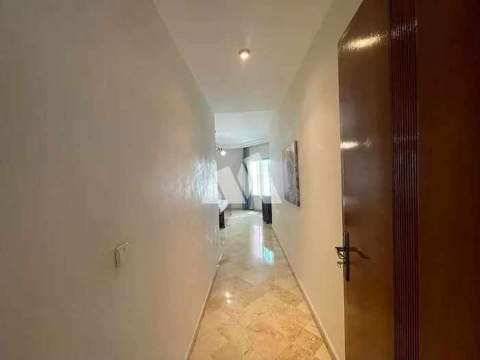 Appartement 3 chambres 156 m² climatisé meublé jardin Palmier Maarif Casablanca — photo 11