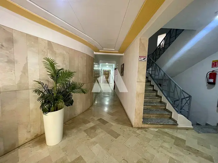 Appartement 3 chambres 156 m² climatisé meublé jardin Palmier Maarif Casablanca — photo 10