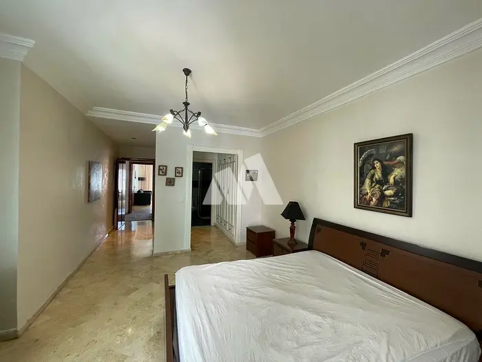 Appartement 3 chambres 156 m² climatisé meublé jardin Palmier Maarif Casablanca — photo 7