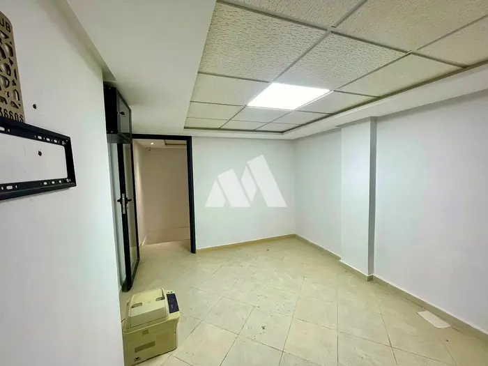 Local commercial 66m² terrasse Sidi Maarouf Casablanca à louer — photo 11