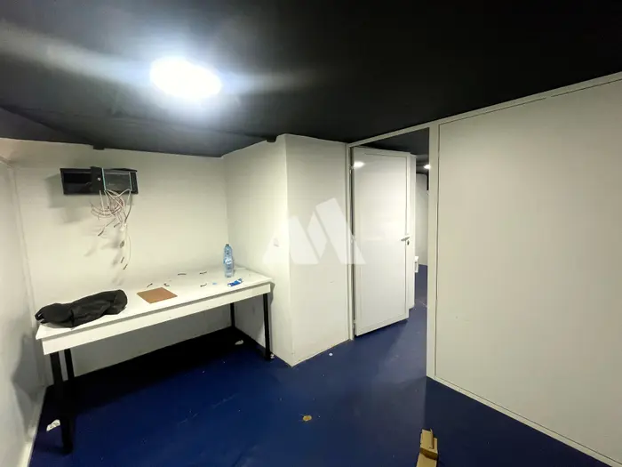 Local commercial 86 m² climatisé Derb Ghalef Casablanca à vendre — photo 5