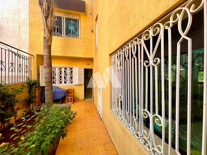 Villa moderne 336 m² 4 chambres terrasse balcon cuisine équipée Sidi Bernoussi Casablanca — photo 17