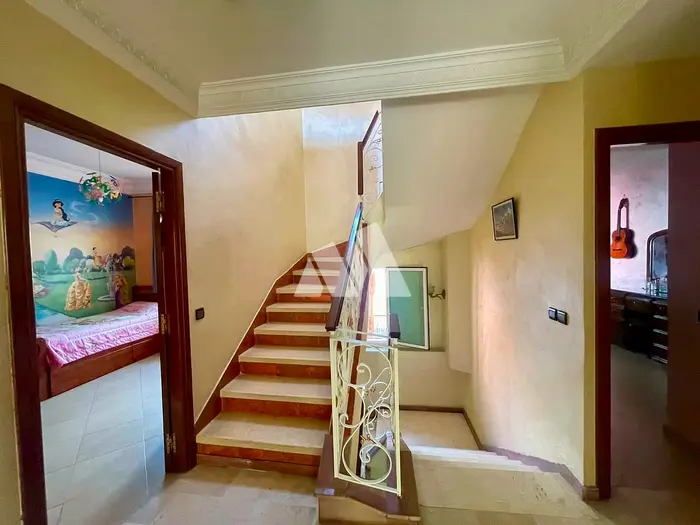 Villa moderne 336 m² 4 chambres terrasse balcon cuisine équipée Sidi Bernoussi Casablanca — photo 8